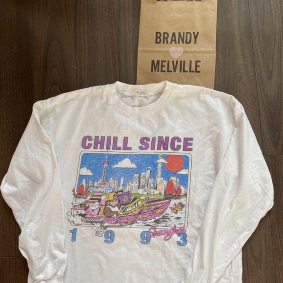 Brandy Melville Shanghai Chill Since Shirt - Picture 1 of 10